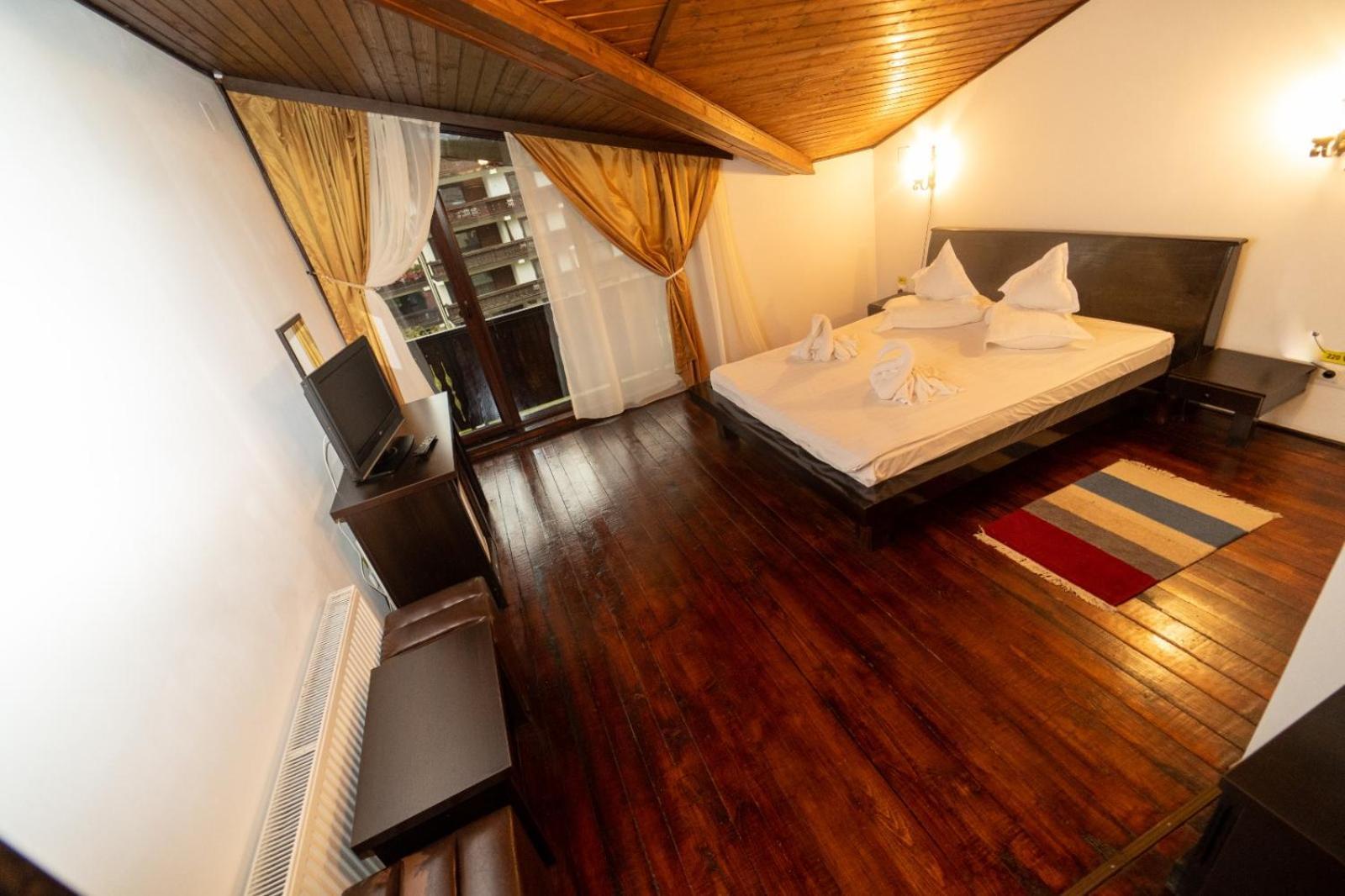 Hotel Casa Frent Predeal Zimmer foto